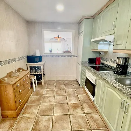 Apartment 2 Bedrooms, 5 Min To Puerto Banus, *