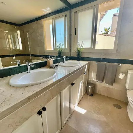 2 Bedrooms, 5 Min To Puerto Banus, *