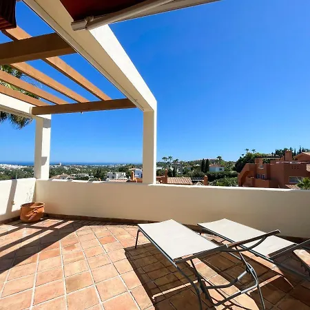 2 Bedrooms, 5 Min To Puerto Banus, Apartment *