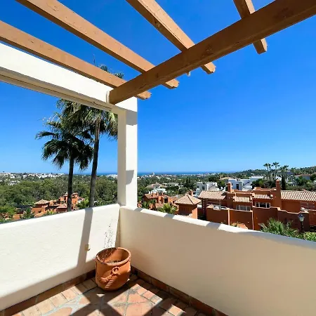 Apartment 2 Bedrooms, 5 Min To Puerto Banus,