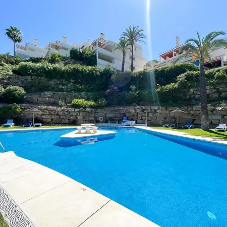 Apartment 2 Bedrooms, 5 Min To Puerto Banus, *